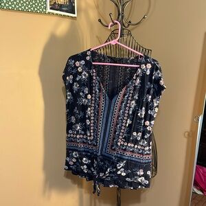 Lucky Brand Women’s Tshirt Size Large